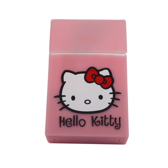 ONE LEFT!! Hello kitty cigarette case - Picture 3 of 6